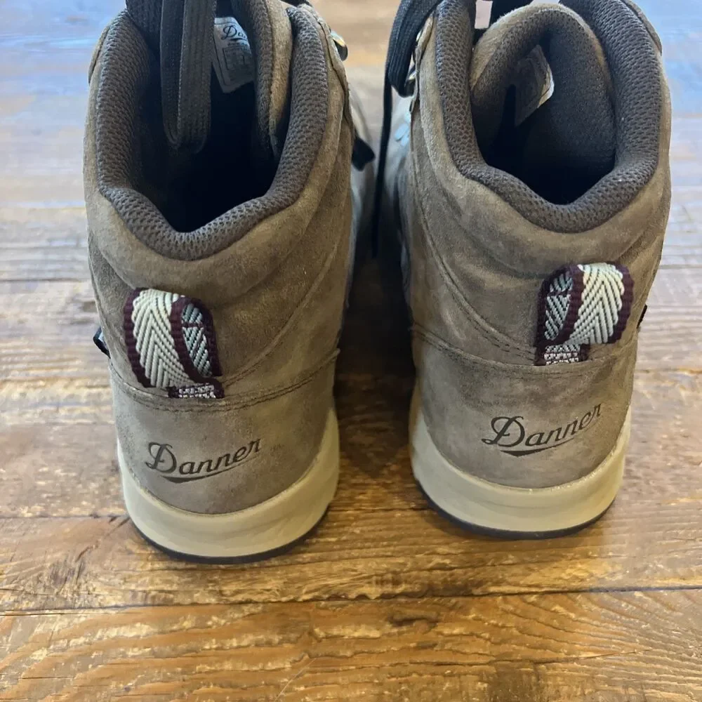 Danner Women's Adrika Hiking Boots Suede Shoes Size 8.5 Water Resistant EUC